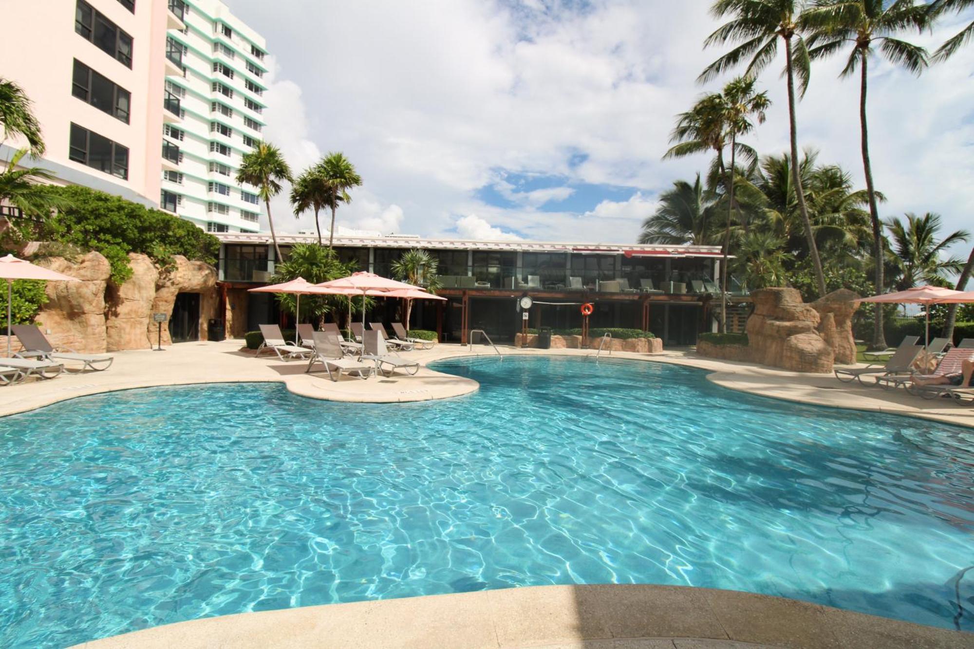 Alexander 1211 Beachfront Condo With Direct Beach Access, 2 Pools, Sauna, Gym ميامي بيتش المظهر الخارجي الصورة