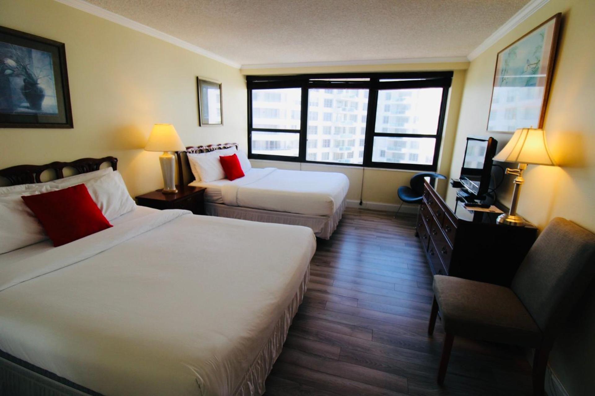 Alexander 1211 Beachfront Condo With Direct Beach Access, 2 Pools, Sauna, Gym ميامي بيتش المظهر الخارجي الصورة