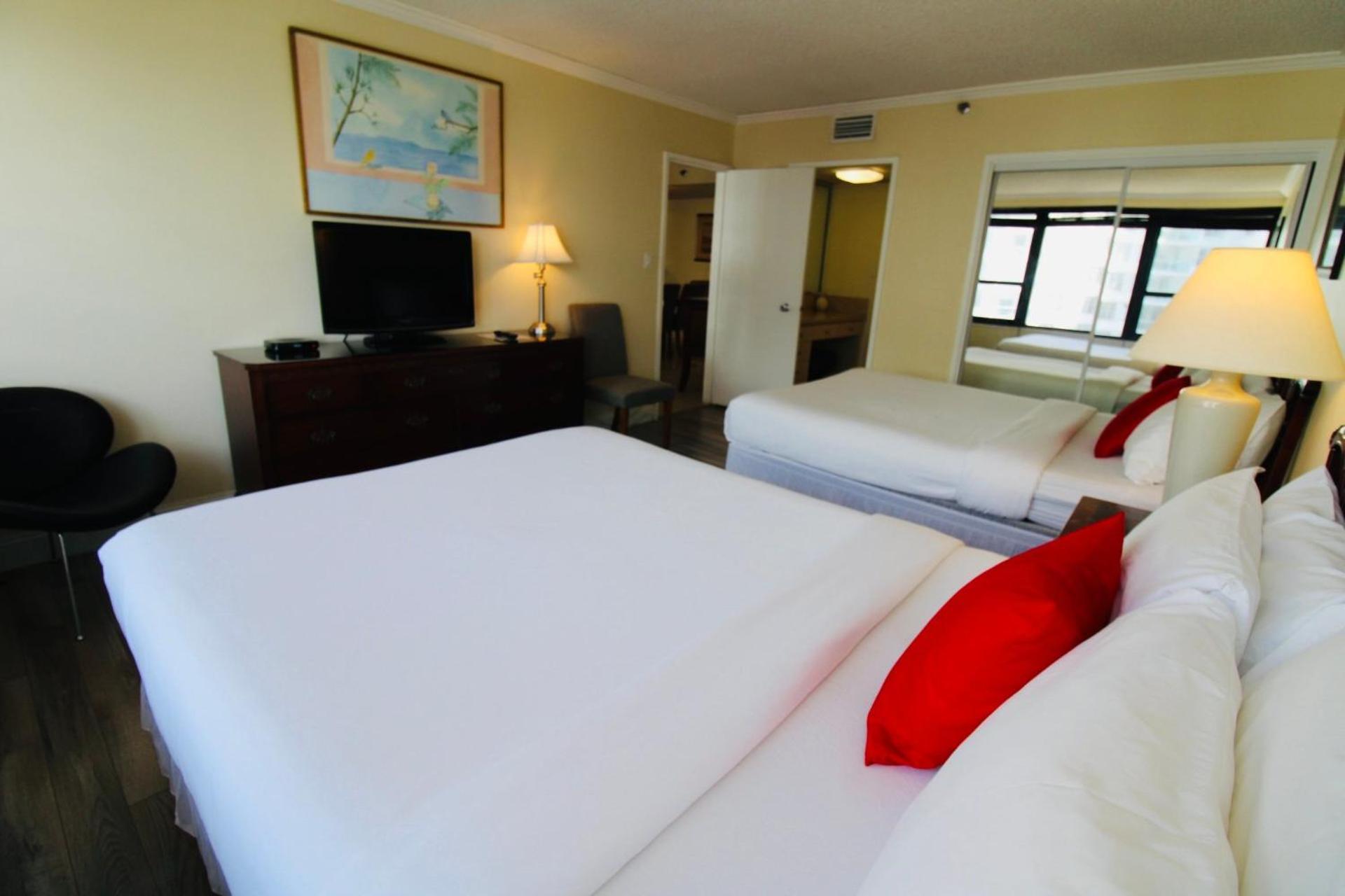 Alexander 1211 Beachfront Condo With Direct Beach Access, 2 Pools, Sauna, Gym ميامي بيتش المظهر الخارجي الصورة