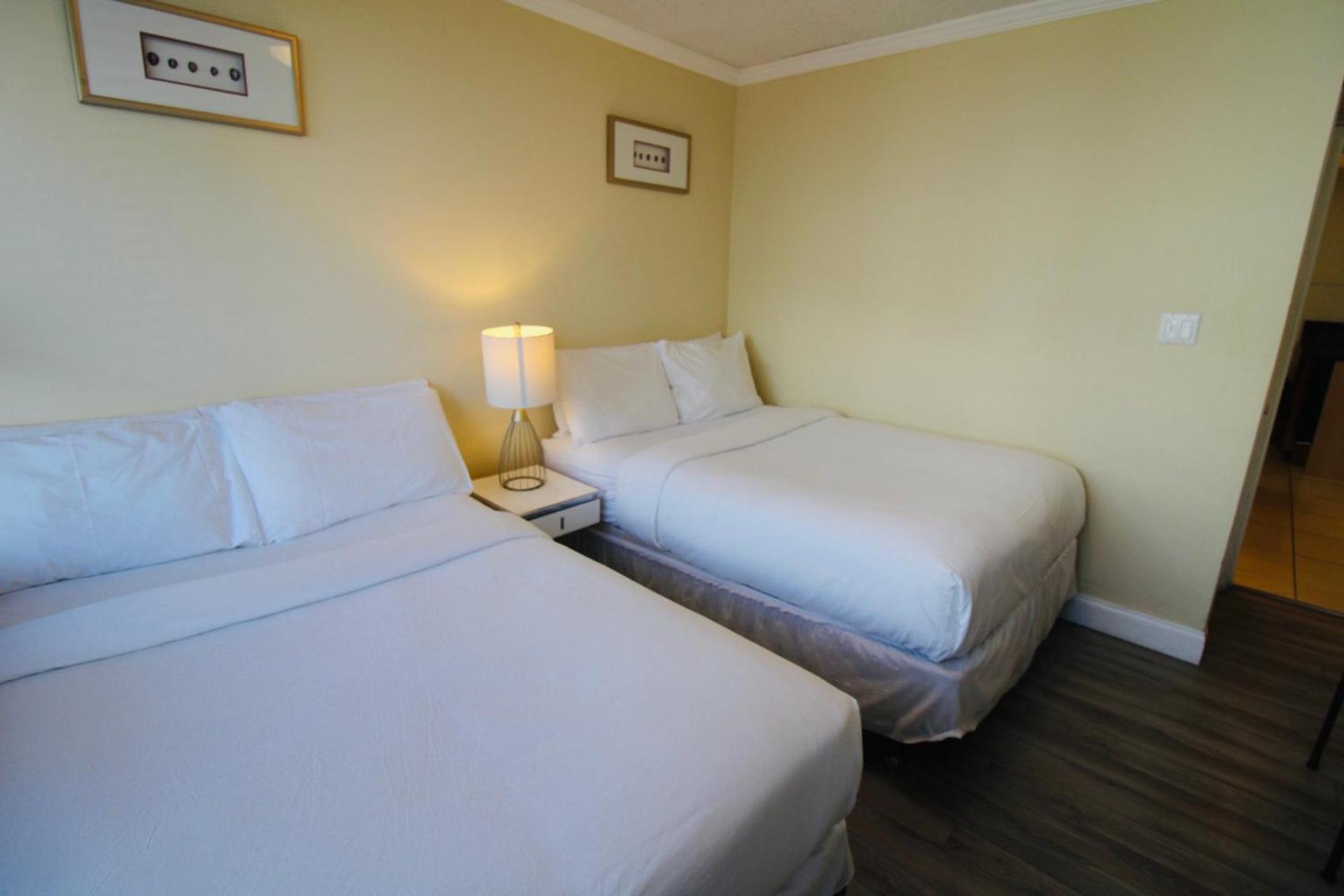 Alexander 1211 Beachfront Condo With Direct Beach Access, 2 Pools, Sauna, Gym ميامي بيتش المظهر الخارجي الصورة