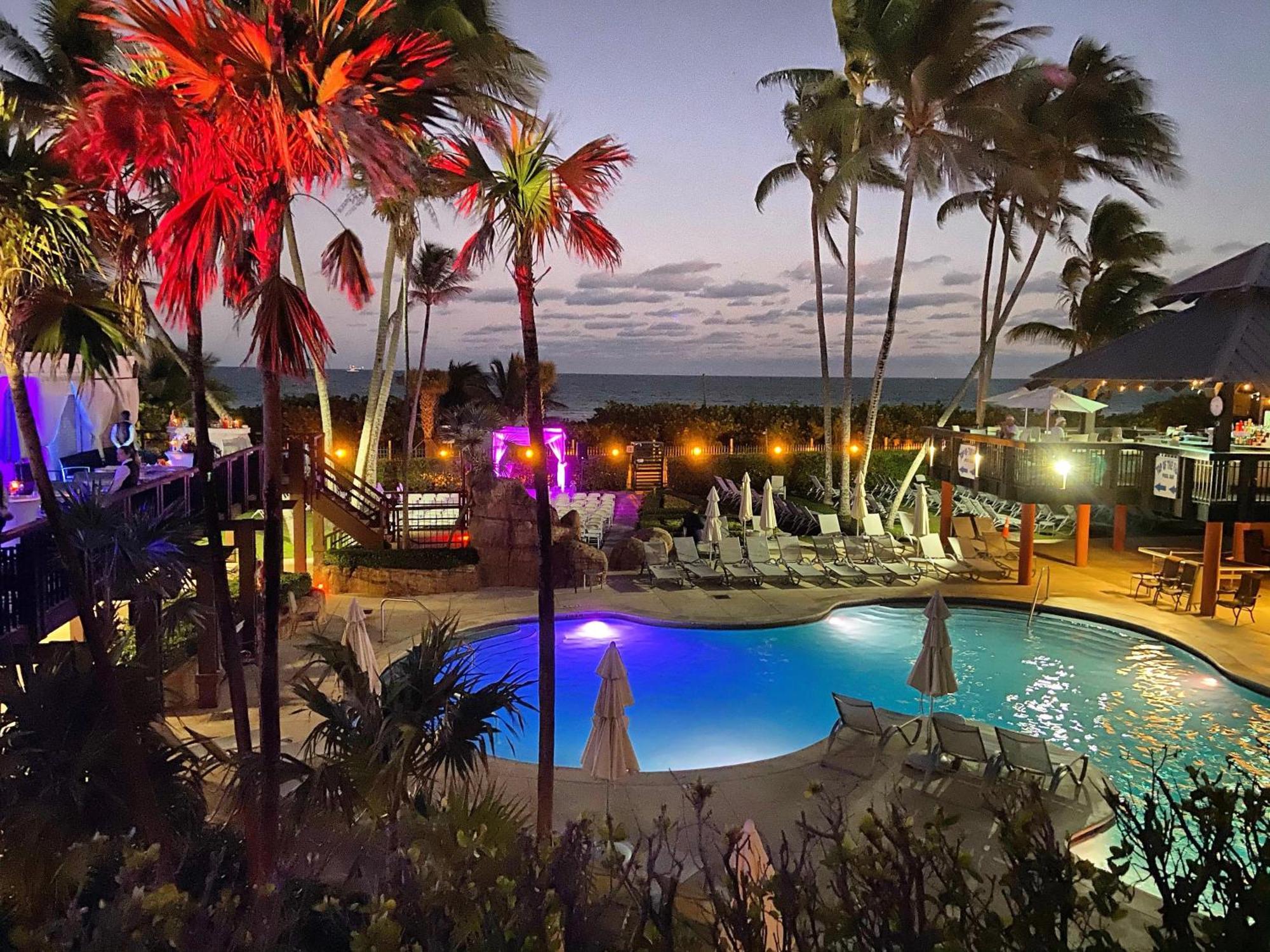 Alexander 1211 Beachfront Condo With Direct Beach Access, 2 Pools, Sauna, Gym ميامي بيتش المظهر الخارجي الصورة