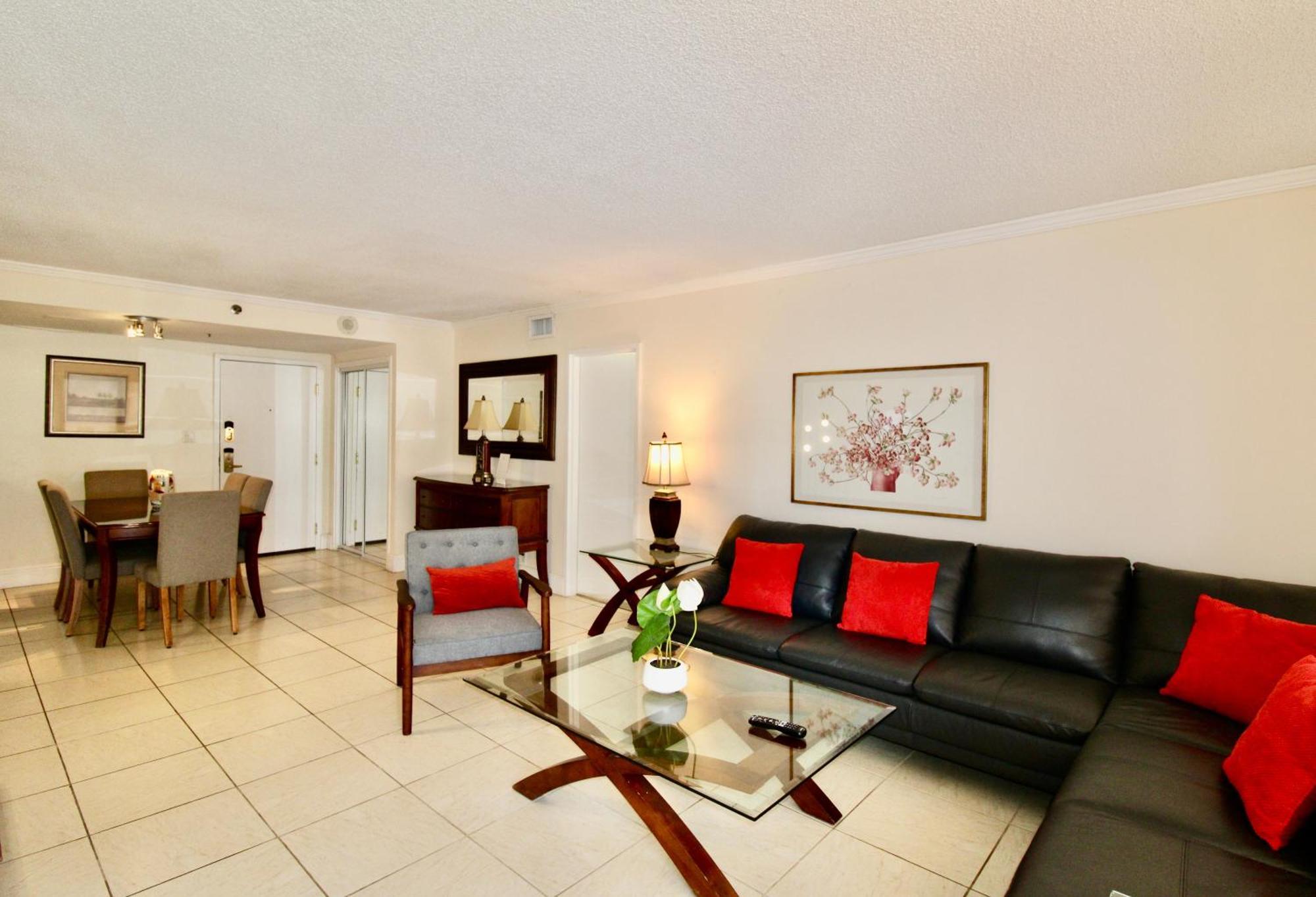 Alexander 1211 Beachfront Condo With Direct Beach Access, 2 Pools, Sauna, Gym ميامي بيتش المظهر الخارجي الصورة