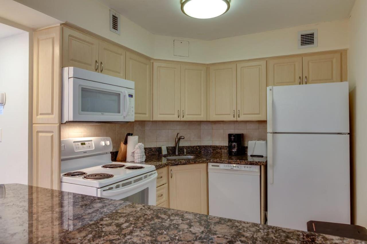 Alexander 1211 Beachfront Condo With Direct Beach Access, 2 Pools, Sauna, Gym ميامي بيتش المظهر الخارجي الصورة